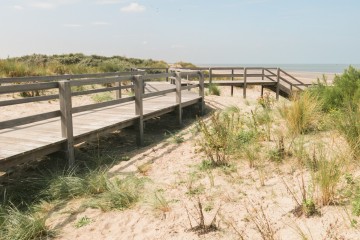 Wenduine - De Haan - construction d'escalier en bois dans les dunes